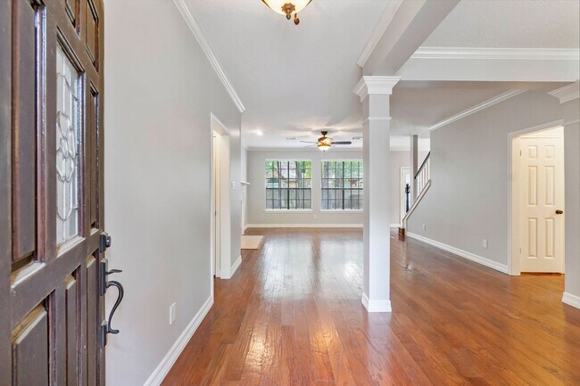 Building Photo - 31 N Duskwood Pl