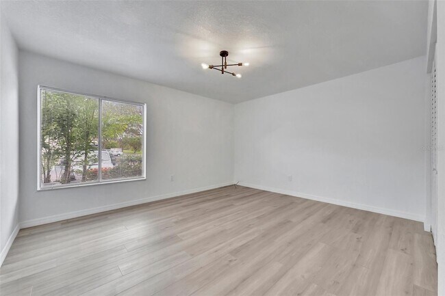 Building Photo - 9940 7th Way N