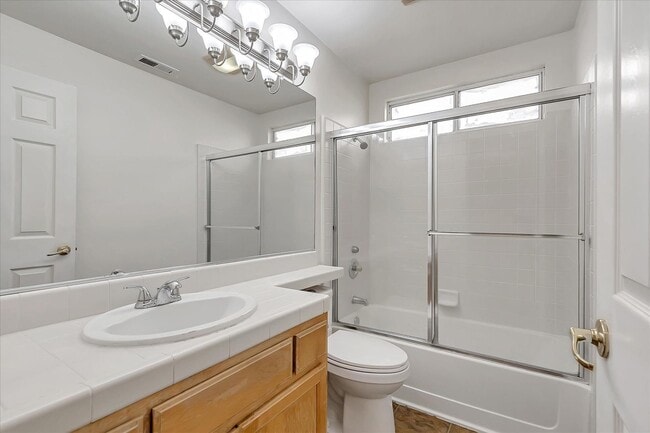 Building Photo - Bright 3 Bedroom Home with High Ceilings in Desirable San Jose Neighborhood