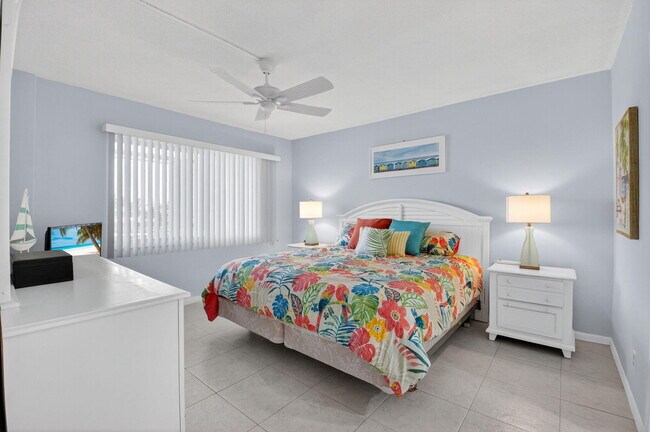 Building Photo - 3100 S Ocean Blvd