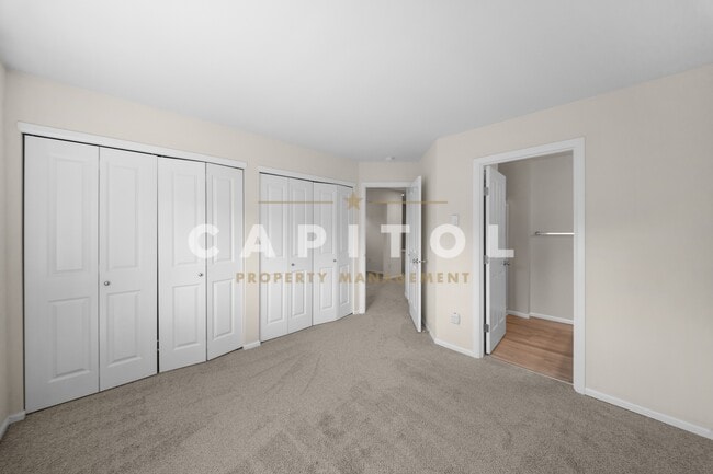 Building Photo - 5467 57th Loop SE