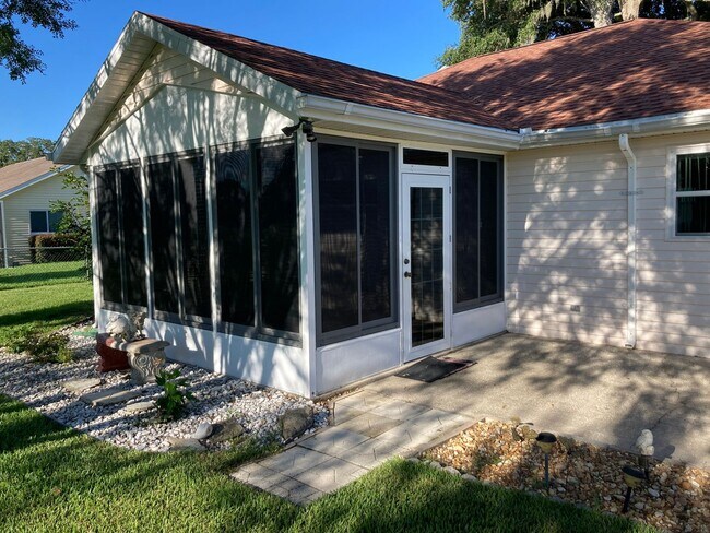 Building Photo - Ocala Palms 55+  2/2 Home
