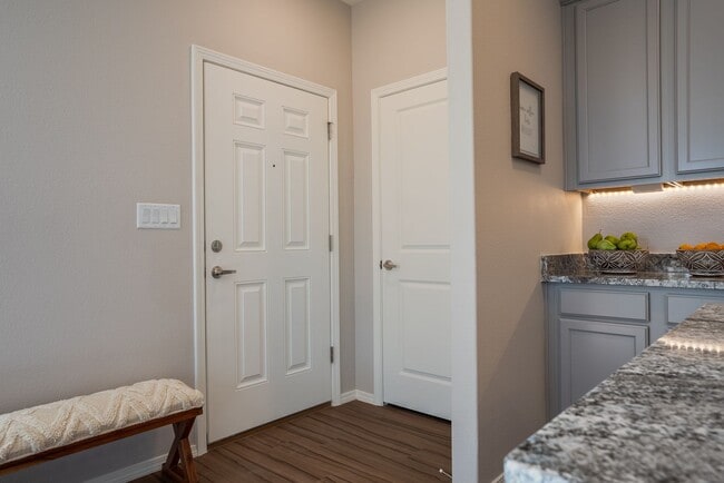 Building Photo - 7296 Contenta Ridge