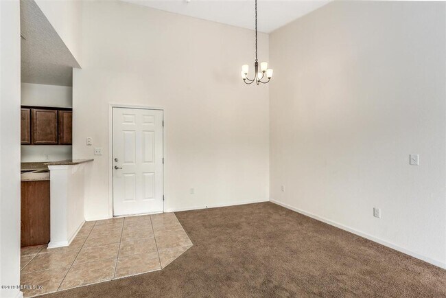 Building Photo - 4908 Key Lime Dr