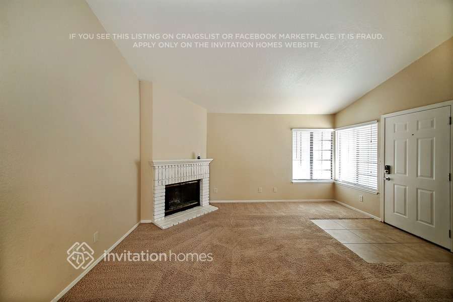 Building Photo - 3725 17th Ave