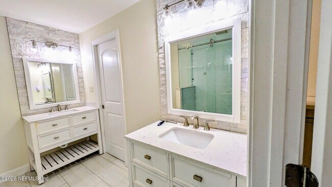 Building Photo - 1218 Dancy St