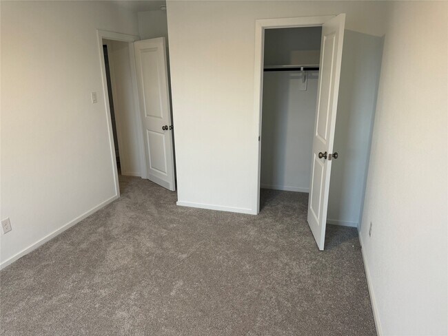 Building Photo - 18637 Cepagatti Dr