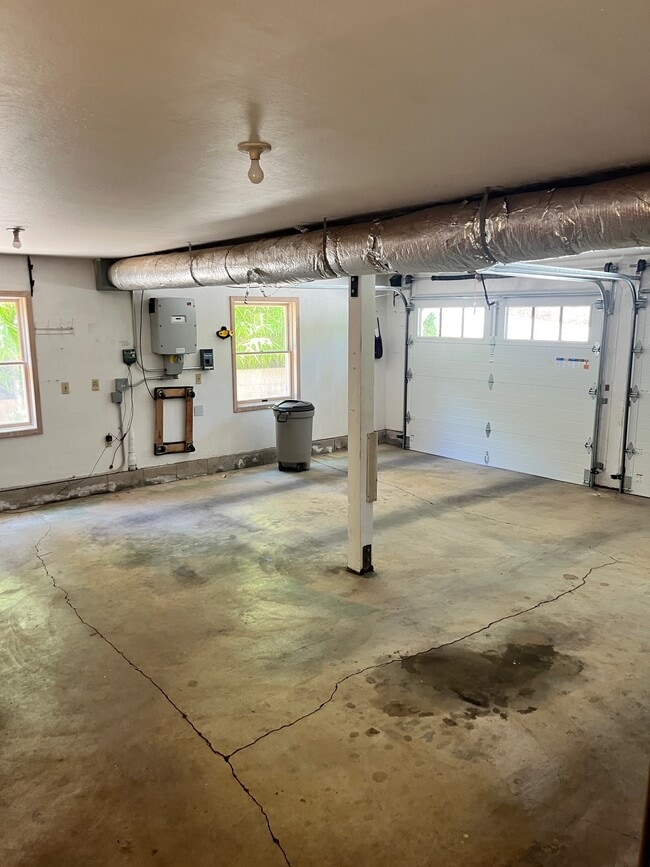 Building Photo - 18098 Chaparral Dr