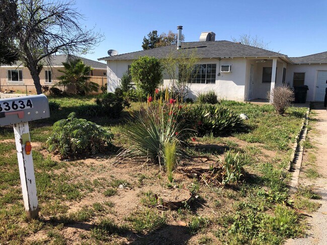 front of house - 33634 Colorado St