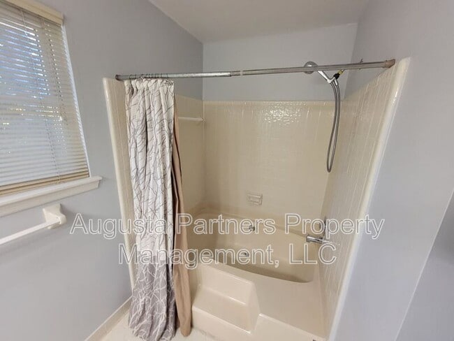 Building Photo - 4768 Red Leaf Ct