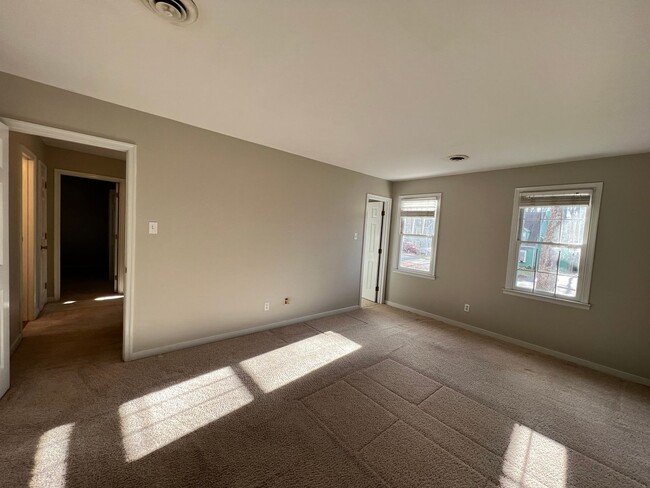 Building Photo - 2508 Crosstimbers Terrace