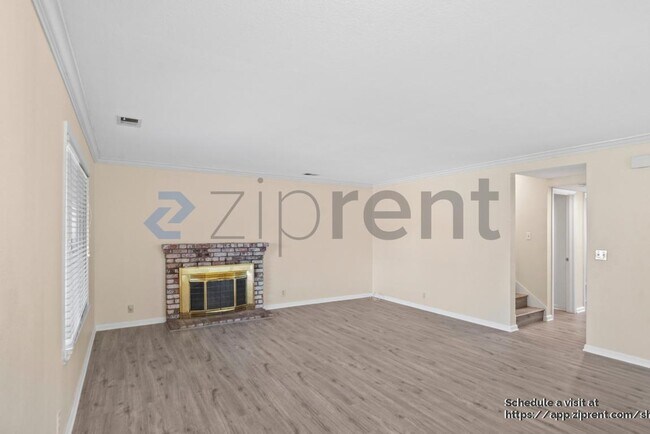 Building Photo - 8370 Parish Way