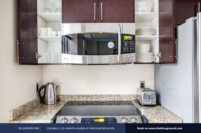 Building Photo - Highland Park, 1400 Irving St NW