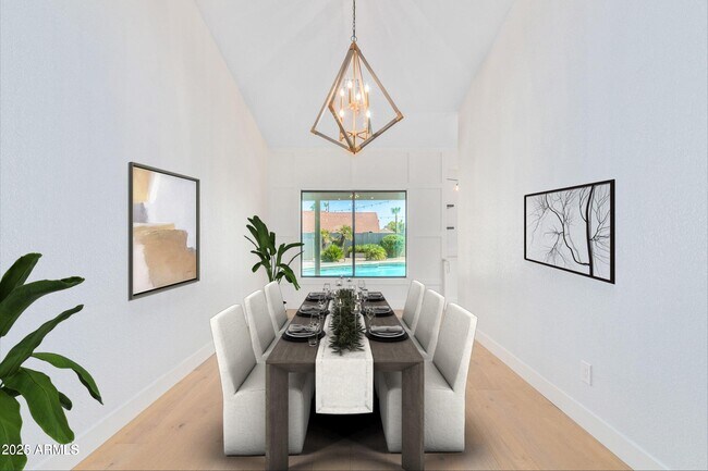 Building Photo - 5715 E Campo Bello Dr