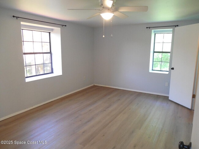 Building Photo - 345 Ocean View Ln