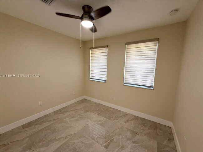 Building Photo - 12388 SW 124th Terrace