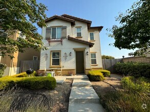 Building Photo - 1937 Celebration Ave