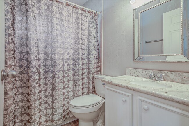 Building Photo - 1522 Ramada Dr