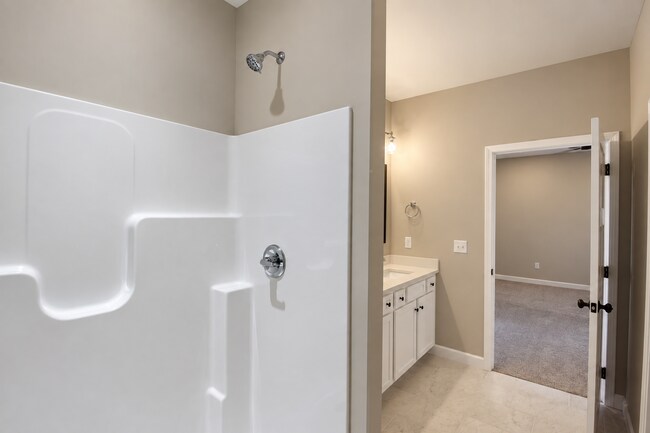 Building Photo - 1407 Brook Hill Drive