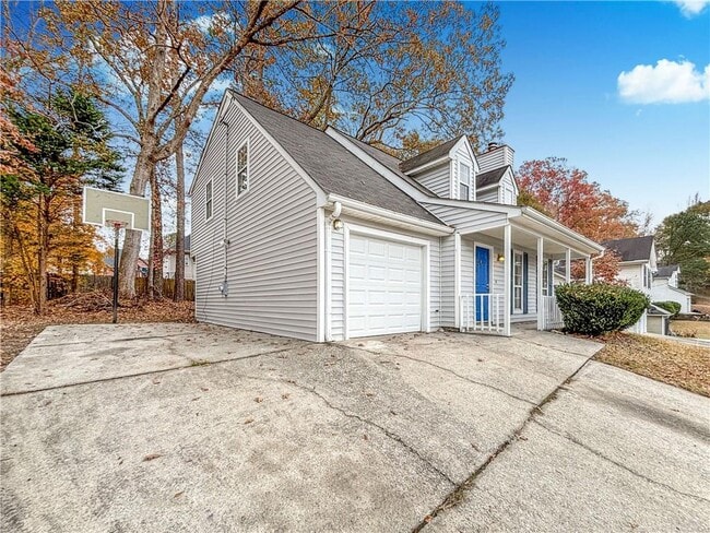 Building Photo - 5907 Brookside Dr SE