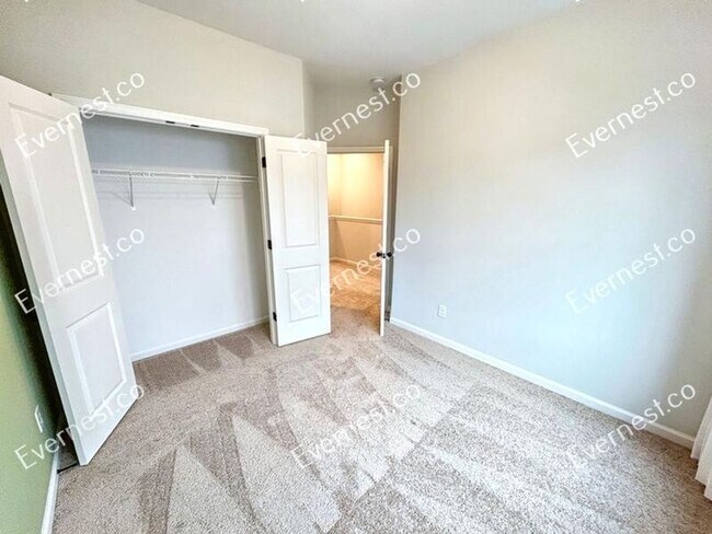 Building Photo - 2671 Whistler Wy NE