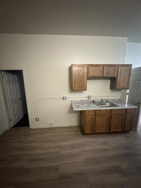 Building Photo - 110 1/2 S Main, Apt#3-Apt#3