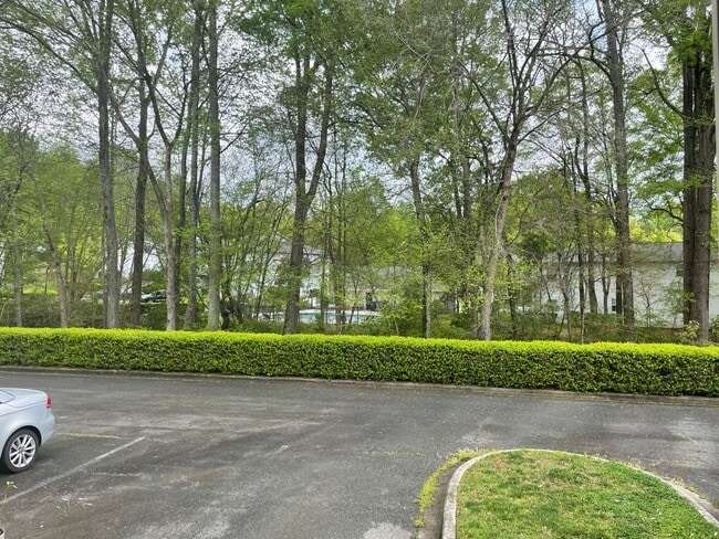 Building Photo - 2BR Condo in Cornelius