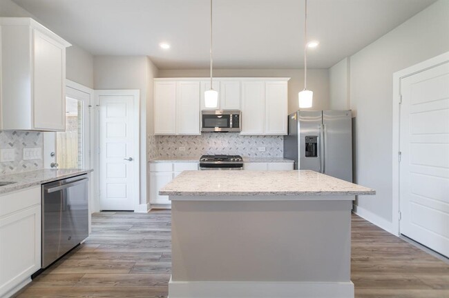 Building Photo - 10569 Preserve Wy