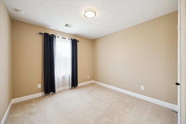 Building Photo - 16018 Heights Harvest Ln