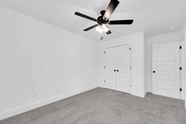 Building Photo - Brand New Home Waiting For you!