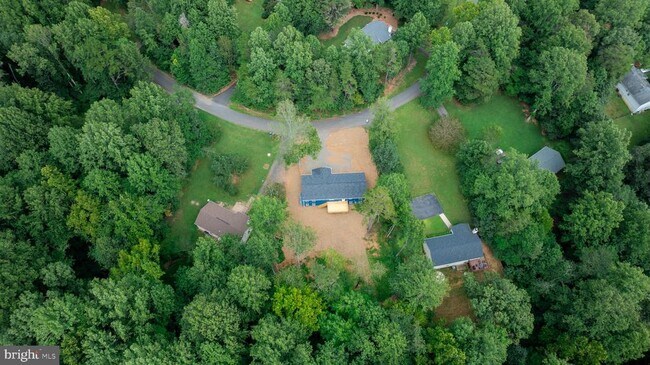 Building Photo - 307 Larkspur Rd