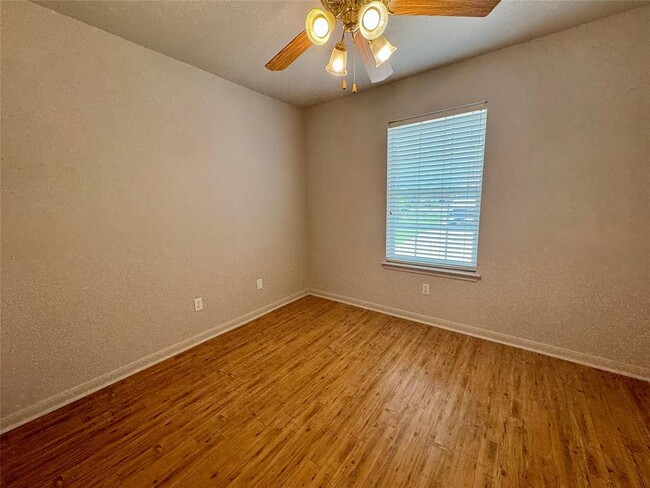 Building Photo - 1806 Dublin Dr
