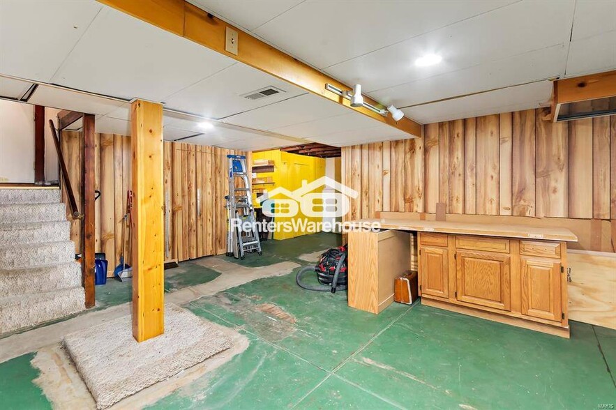 Building Photo - 5436 Lisette Ave