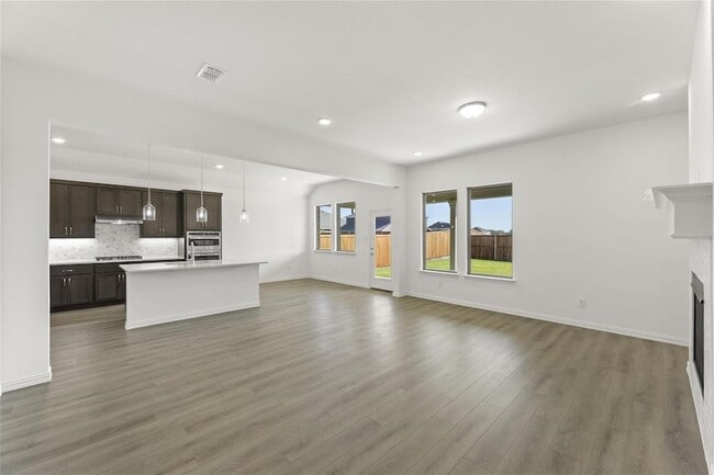 Building Photo - 4018 Saltgrass St