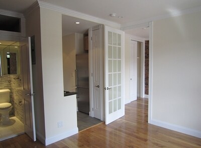 Building Photo - 179 Essex St