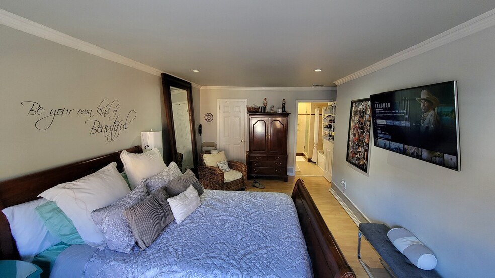 Bedroom 2 - 780 River Rd