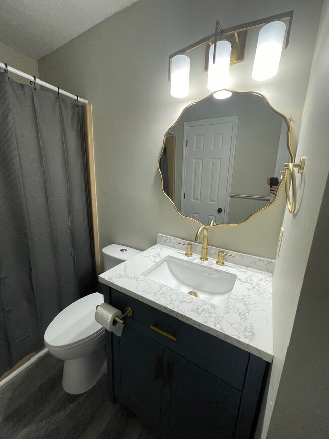 Building Photo - 179 Calvin Way Cir