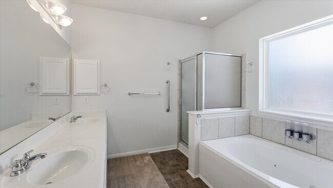 Building Photo - 9954 Knob Hollow Way