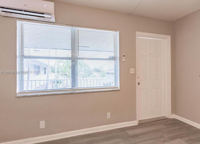 Building Photo - 1816 McKinley St