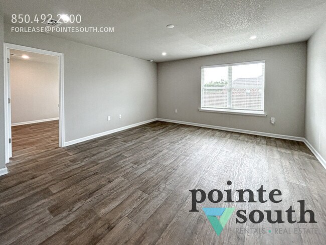 Building Photo - 23216 Shadowridge Dr