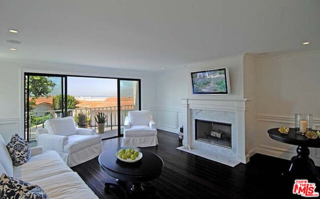 Building Photo - 6780 Shearwater Ln