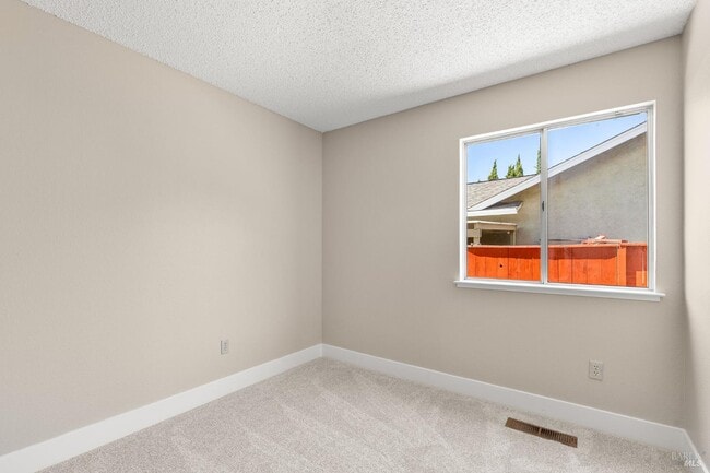 Primary Photo - 828 Stoneridge Cir