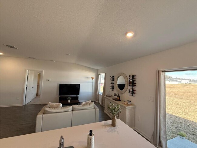 Building Photo - 4813 NW 11th St