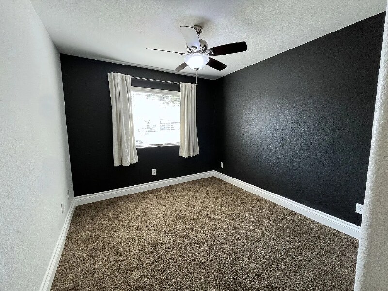 Building Photo - 11622 Pacific Harbor Ave