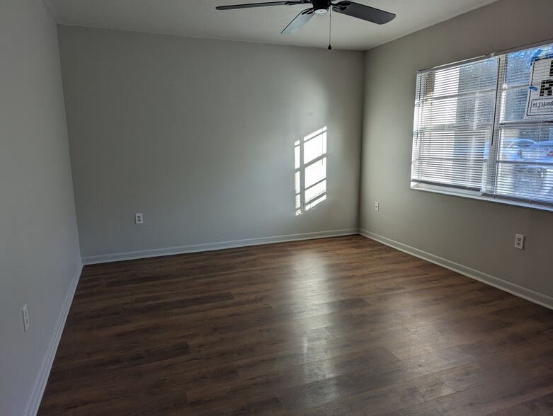 BED 1 - 9308 Greyrock Rd