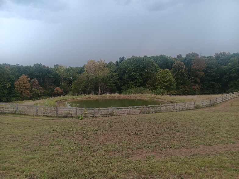 Building Photo - 8801 Brannen Rd