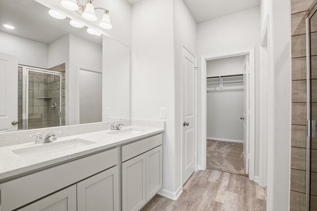 Building Photo - 12939 Catfish River Ct