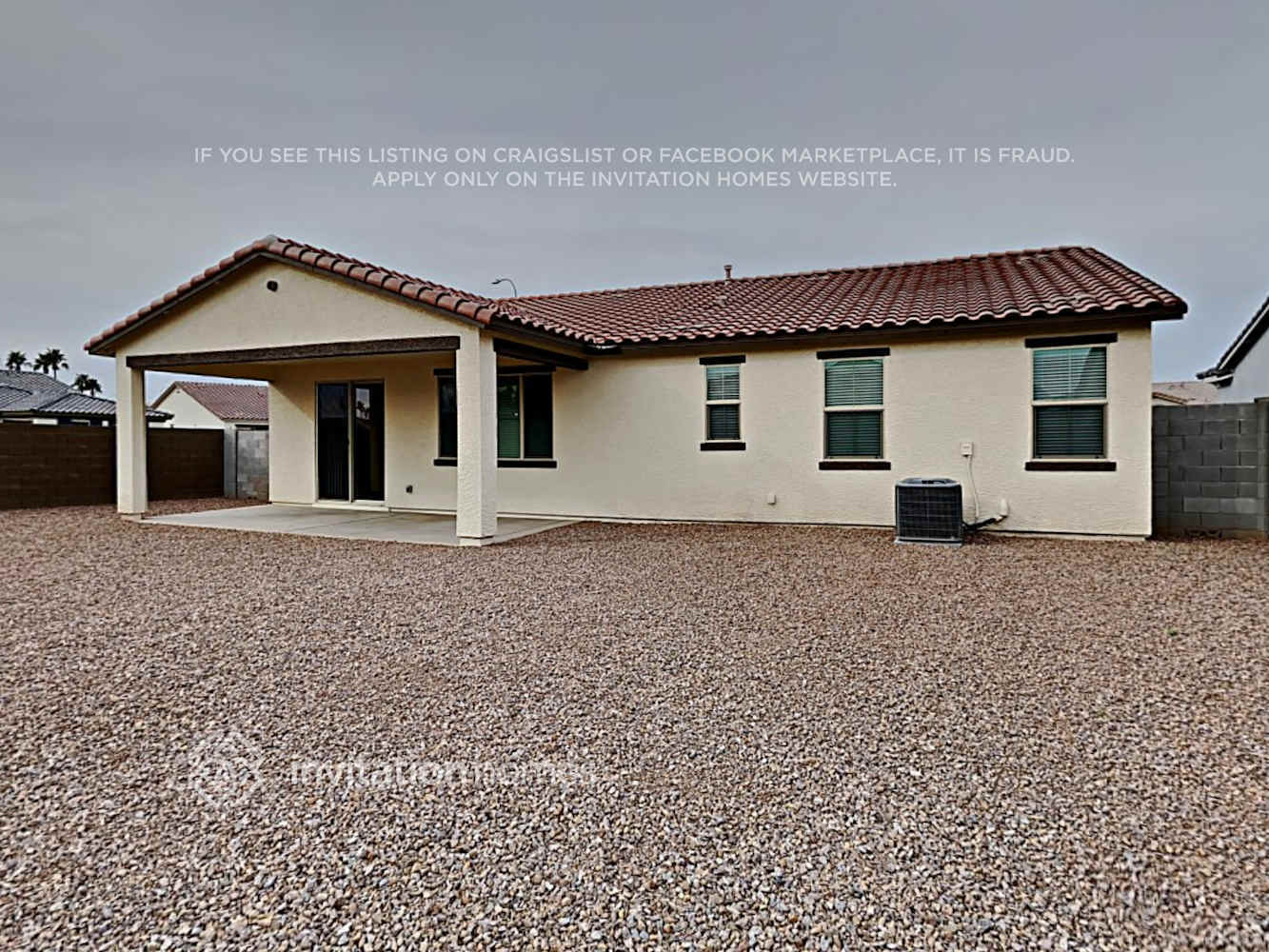 Building Photo - 11445 W La Reata Ave