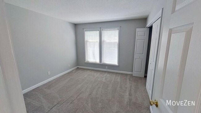 Building Photo - 1221 Westview Ln