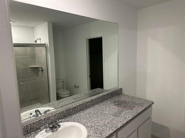 Building Photo - 1790 Courage Crk